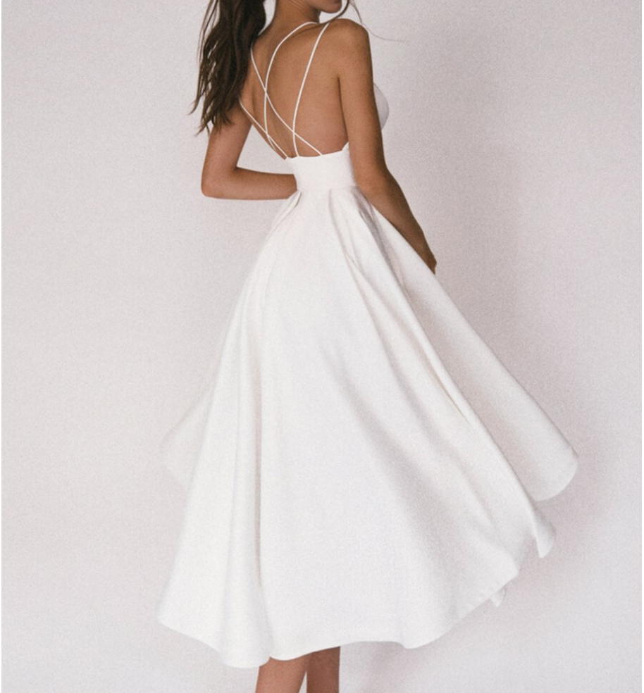 Seksual asma axşam donu, Avropa və Amerika üslubunda qadın çoxrəngli seksual asma maksi don.