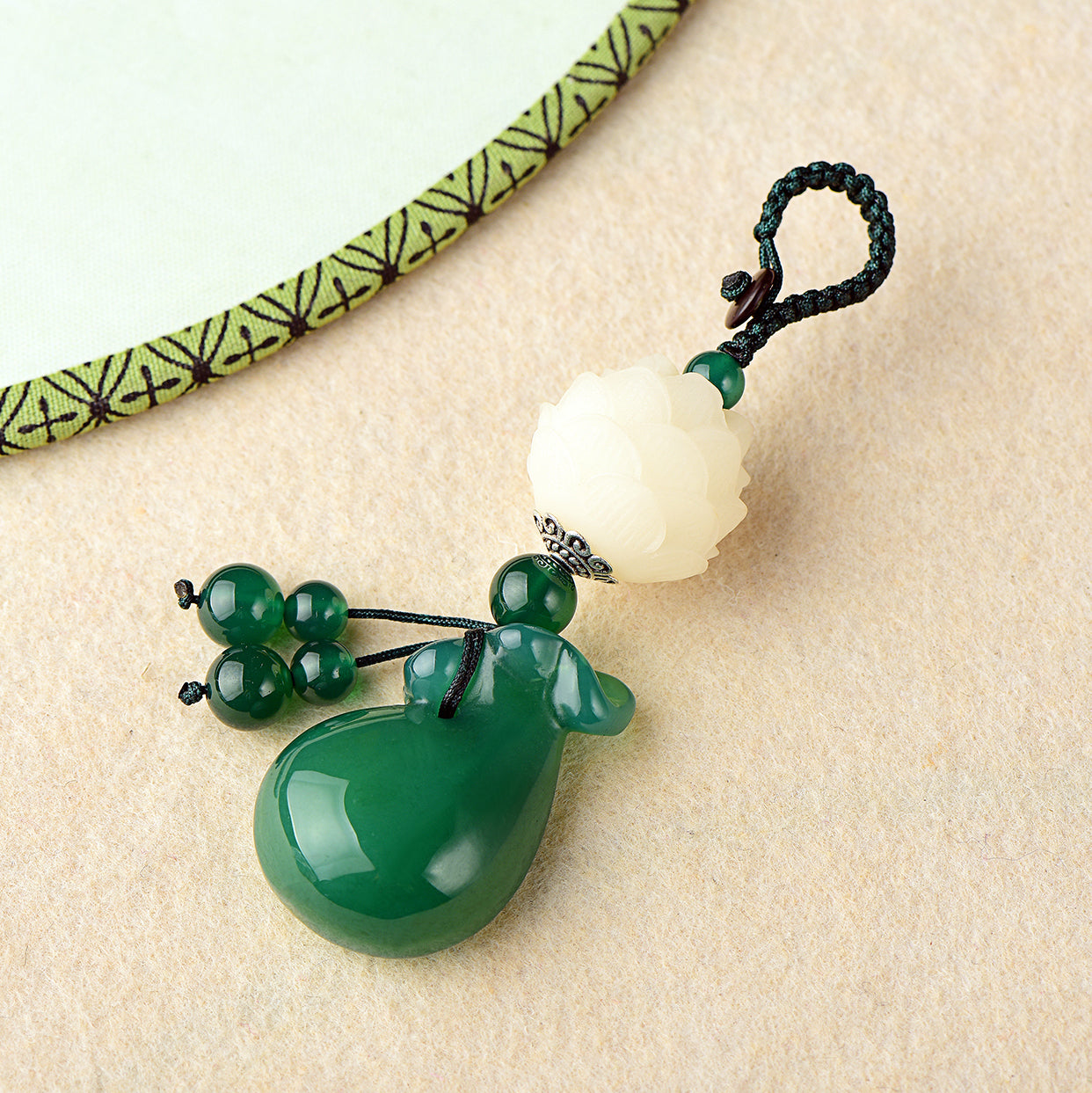 Chalcedony Lucky Money Bag Car Keychain Bodhi Lotus Creative Gift Key Chain Fashion Bag Decoration for Men and Women