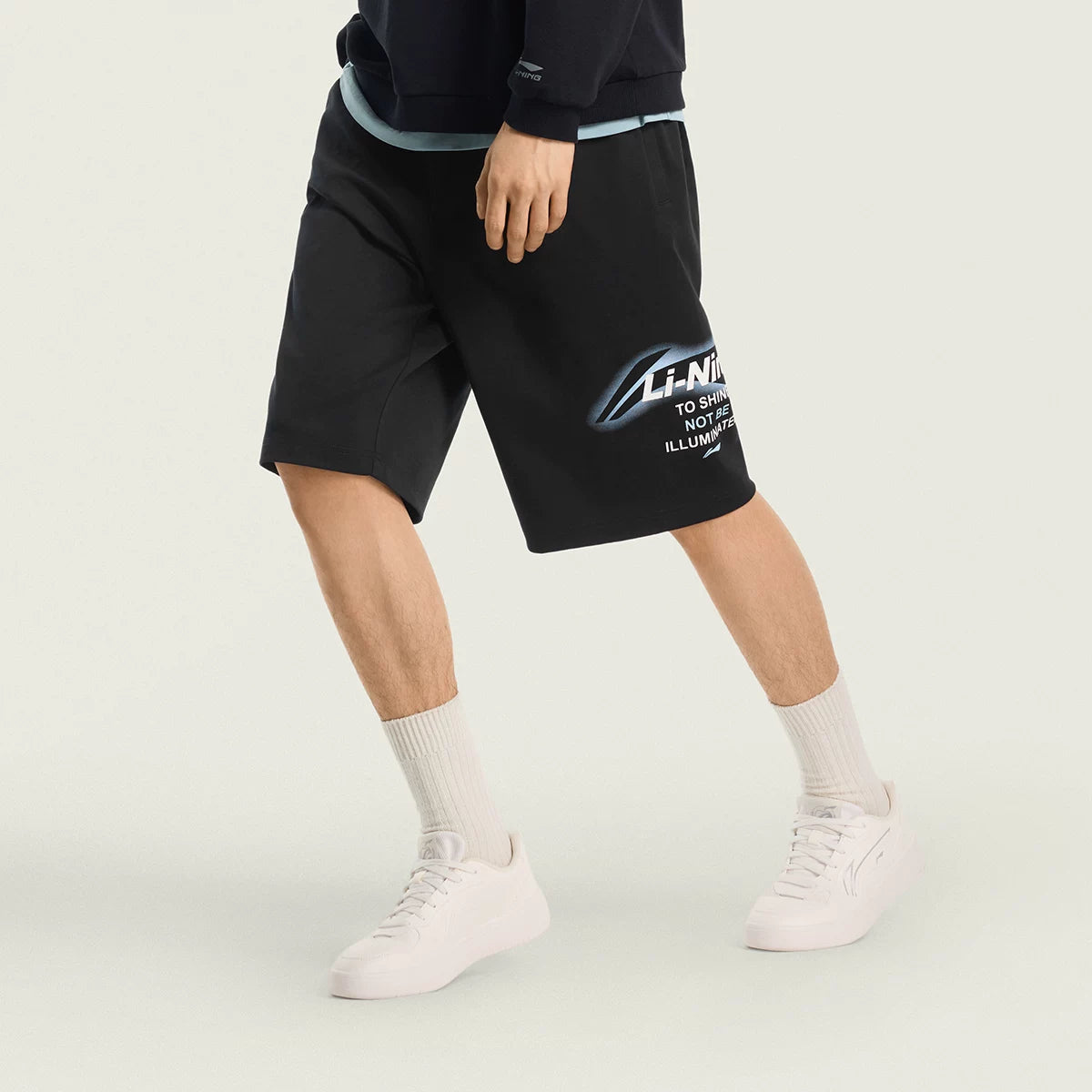 Li Ning Buz İpək Şort Kişi 2026 Yeni Şort Kişi Yay Antibakterial Təsadüfi Şort Retro Qara İdman Şortu
