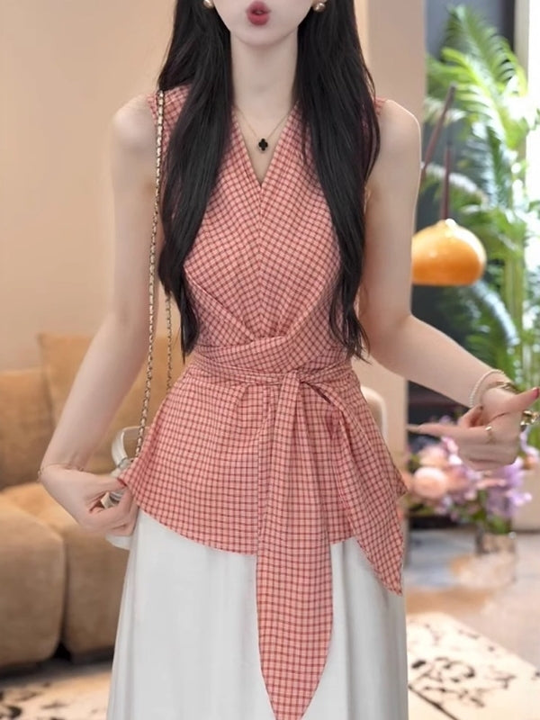 Qadınlar üçün yüksək keyfiyyətli qırmızı dama-dama qolsuz köynək, 2026-cı ilin yayı üçün yeni model, belini sıxan qalstuklu bel köynəyi, qadın bluzası