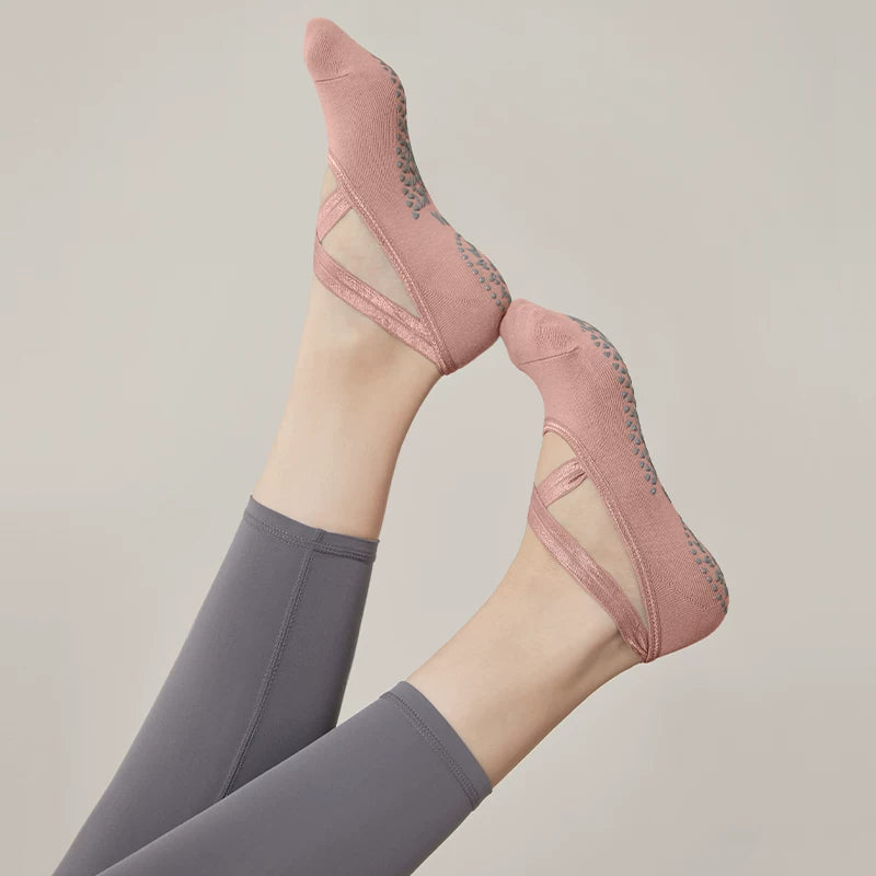 Yoga corabları sürüşməyən peşəkar qadın Pilates 2025 yaz və payız yeni qısa corablar yoga qapalı fitnes xüsusi corabları