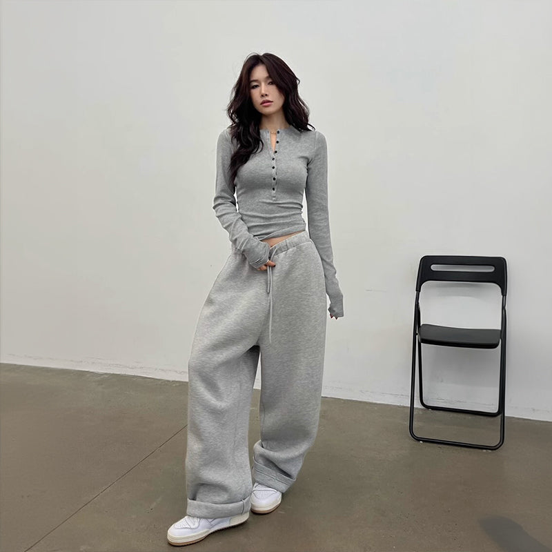 İncə Fit Uzun Qollu Futbolka Qadınlar üçün 2026 Yeni Model, Çiyinləri Müəyyən Edən Futbolka, Bir Az Qalın, Erkən Payız Daxili Qatlı Köynək, Ankera Qırmızı Top