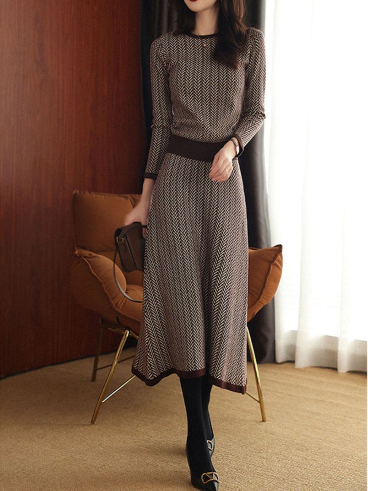 2025 Payız/Qış Yeni Stil, Dəbli, Gənc, Retro Üslublu Yüksək Zolaqlı Örgü Top və Ətək İki Hissəli Dəst