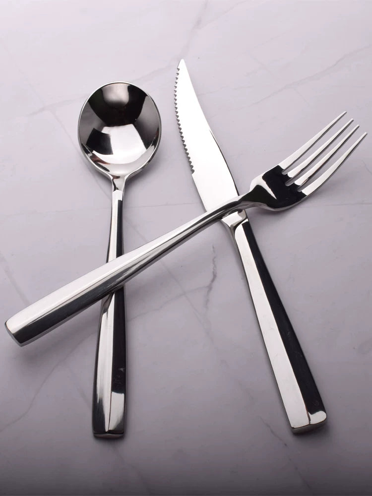 Qərb qabları, bıçaq, çəngəl və qaşıq, steyk üçün xüsusi bıçaq, əsas süfrə bıçağı, inək səkkizli bıçaq, çəngəl və qaşıq dəsti, məişət uzun saplı qaşıq, kommersiya məqsədləri üçün