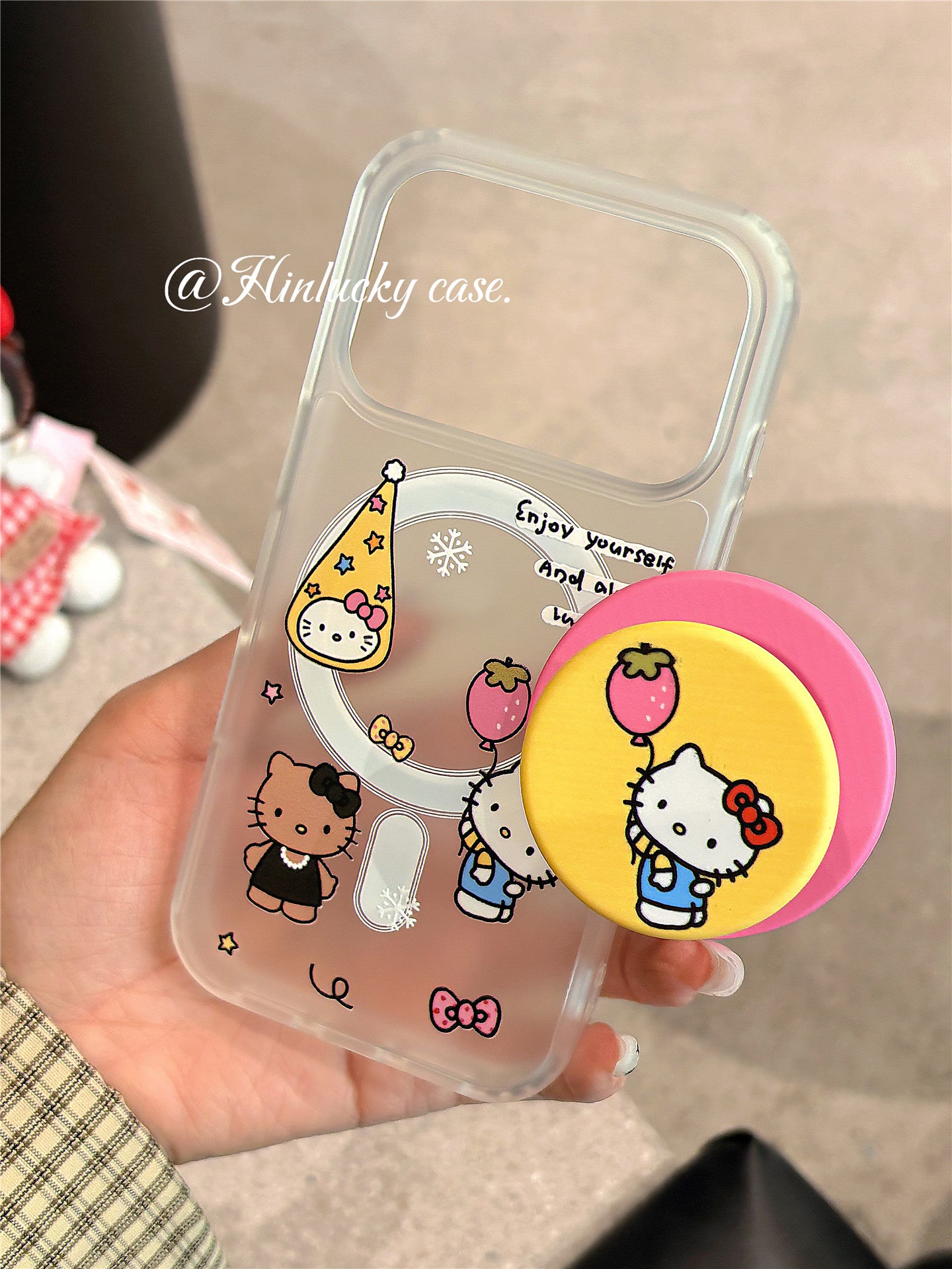 Hinlucky Sevimli Karikatura Pişiyi Çiyələk Balon Maqnit Tutacağı Apple 17 Mobil Telefon Çantası iphone16promax Skin Feel Matte 15 Yeni 14 Düşməyə Qarşı Qoruyucu Qapaq 13 Super Gözəl
