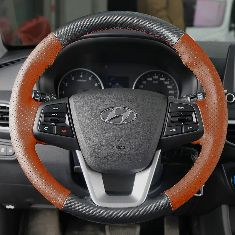 Hyundai Elantra, Hyundai Mistra, Hyundai Yuedong, Tucson və Langdong ix35 üçün qış versiyası üçün əl ilə tikilmiş orijinal dəri sükan örtüyü.