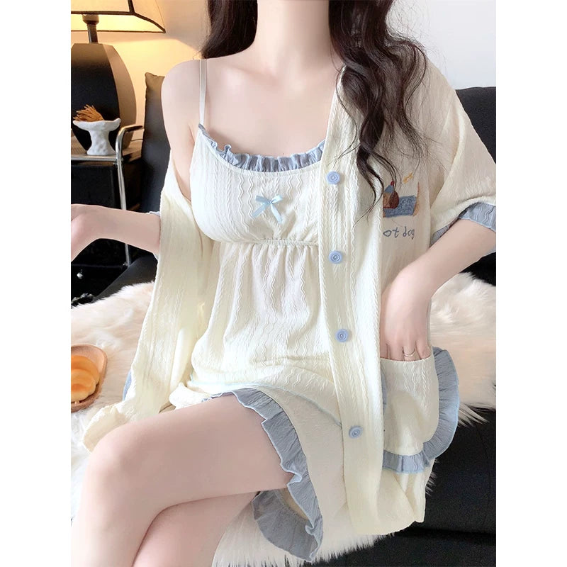 Qadınlar üçün asma üç parçalı pijama döş yastıqları ilə yay təmiz pambıq qısaqol şort ev geyimi qadın nazik 2026 yeni stil