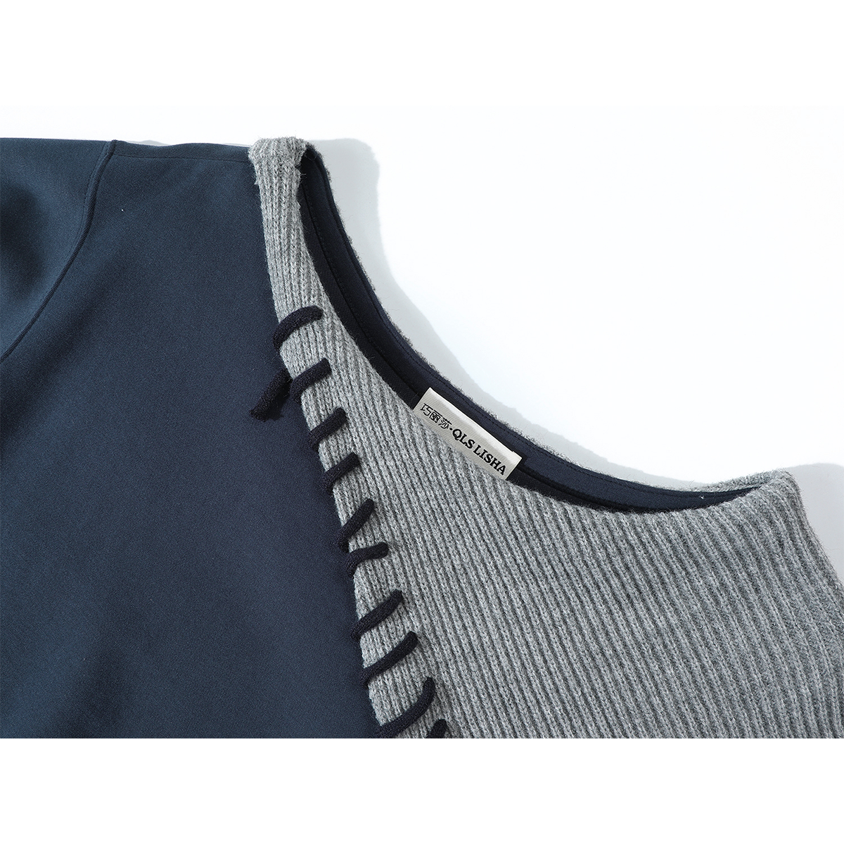 Cholisa Amerika üslubunda başlıqsız çiyinsiz sviter qadın yaz və payız 2026 yeni üslubda unikal və super gözəl süni iki hissəli uzunqol top