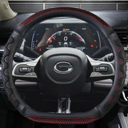 GAC Trumpchi GS4 MAX üçün uyğun olan bu, avtomobil modifikasiyası üçün hazırlanmış yeni EMKOO sükan örtüyüdür.