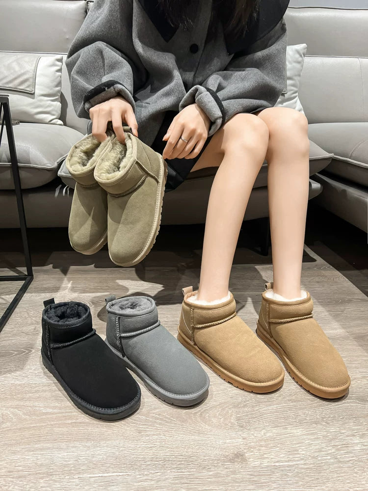 2025 Zhou Dongyu style snow boots, women's short boots, leather and fur, winter genuine leather, wool lining, large size men's shoes.