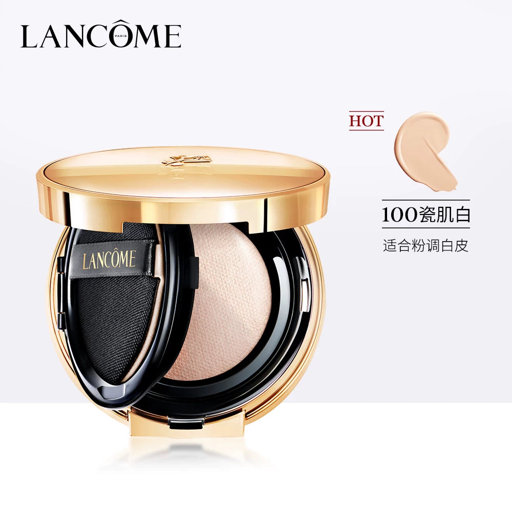 Lancôme Absolue Yastıq Tonal Kremi: Həm quru, həm də yağlı dəri üçün uzunmüddətli, parlaq və gizlədici təsir göstərir.