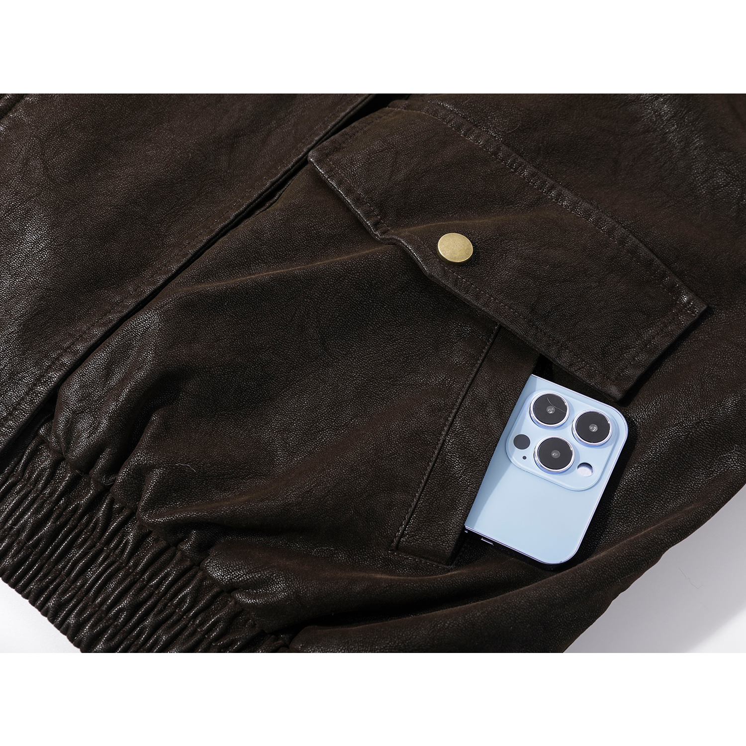 Cholisa-nın bu il qadınlar üçün dəbli və şık qalın dəri paltosu, 2025-ci il üçün gözəl və şık motosiklet geyimi.