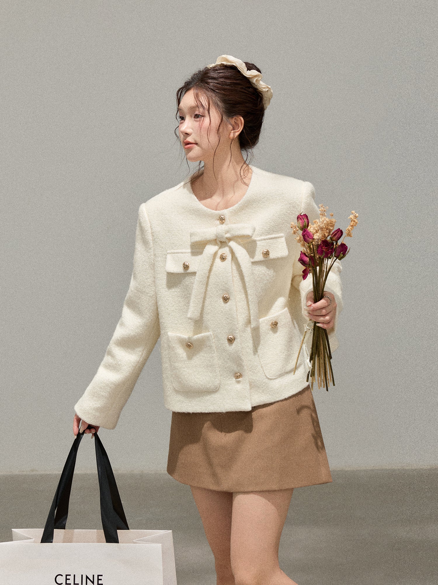 Zhang Daren Bükülü Qadınlar üçün Böyük Ölçülü Qadın Geyim Dəsti - Fransız Qəşəng Chanel Üslublu Gödəkçə və Xaki Ətək ilə Arıqladıcı Dəst