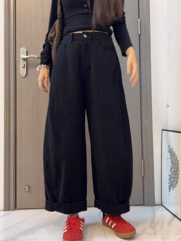 Bu ilin dəbli qadınlar üçün böyük ölçülü düz ayaqlı cins şalvar, yeni 2026-cı ilin yaz modası, arıqladıcı və geniş oturan geniş ayaqlı ata cins şalvarı.