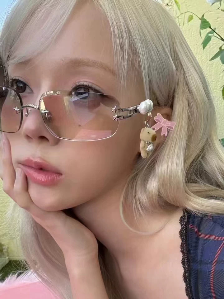 Jennie'nin eyni üslublu çərçivəsiz günəş eynəyi qadınların yüksək səviyyəli birgə ulduz rhinestone isti qız tərzi Y2K günəş eynəyi trendi