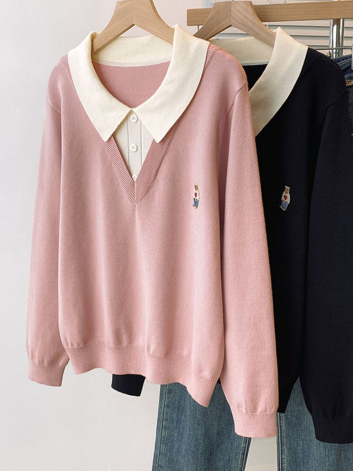 Oversized, youthful-looking, two-piece patterned knit sweater for women, fall and winter, loose-fitting, slimming and tummy-concealing underlayer.