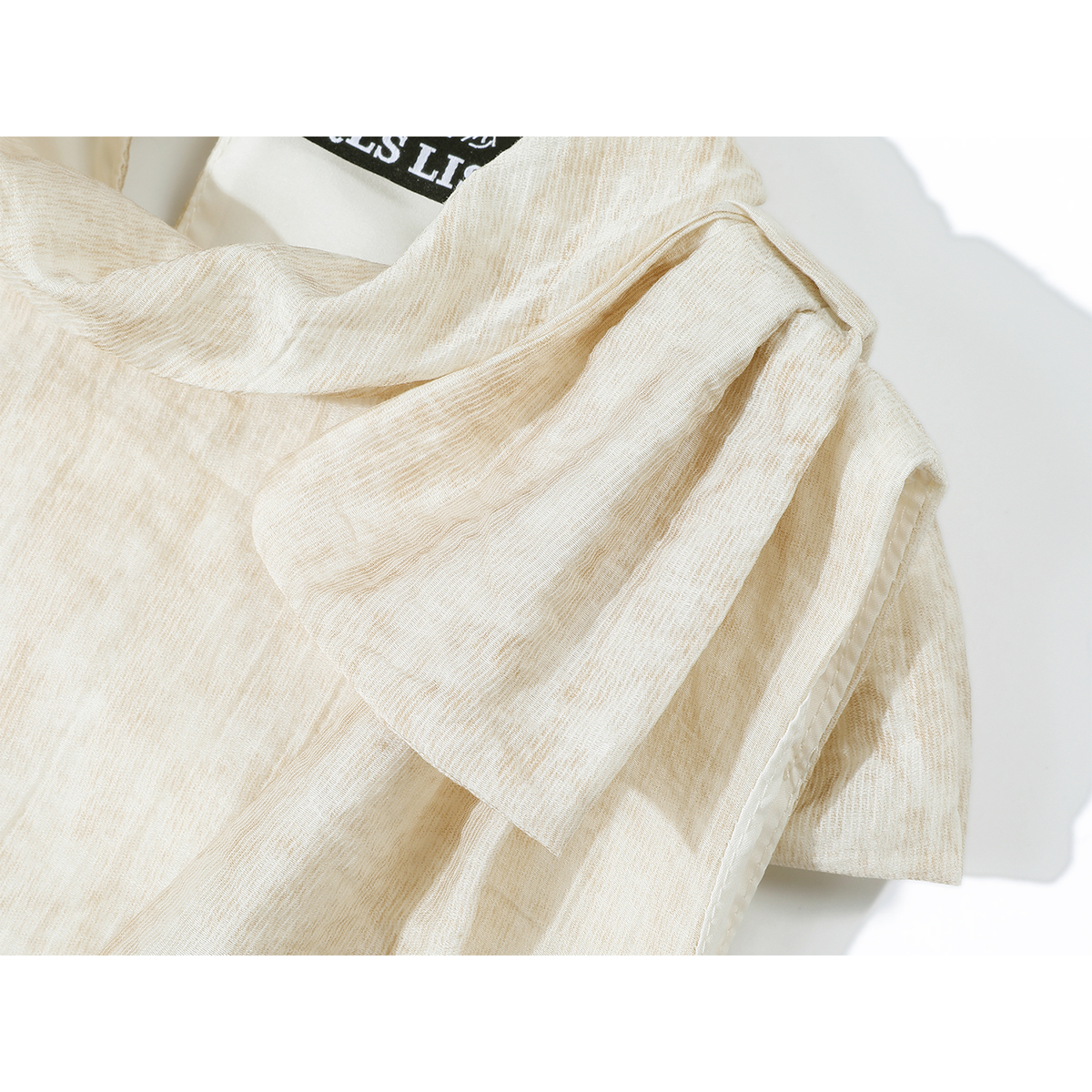 Chola Lisanın şık və gözəl yay köynəyi, qalstuklu, sevimli və şık fransız üslubunda qolsuz top.