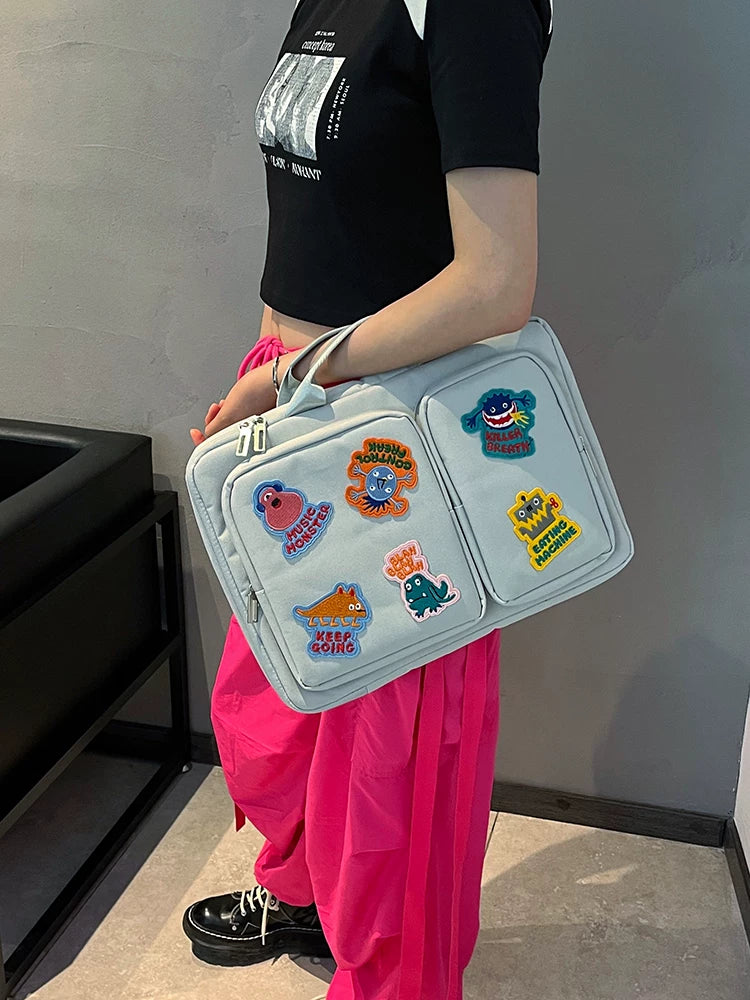 Qara və ağ nağıl niş dizaynı canavar yamaq laptop çantası, diaqonal 16 düymlük qadın hündür və gözəl dizayn, Lenovo Xiaoxin 14 Apple 14 düym üçün uyğun olan sevimli üslubda yüngül daşına bilən saxlama çantası