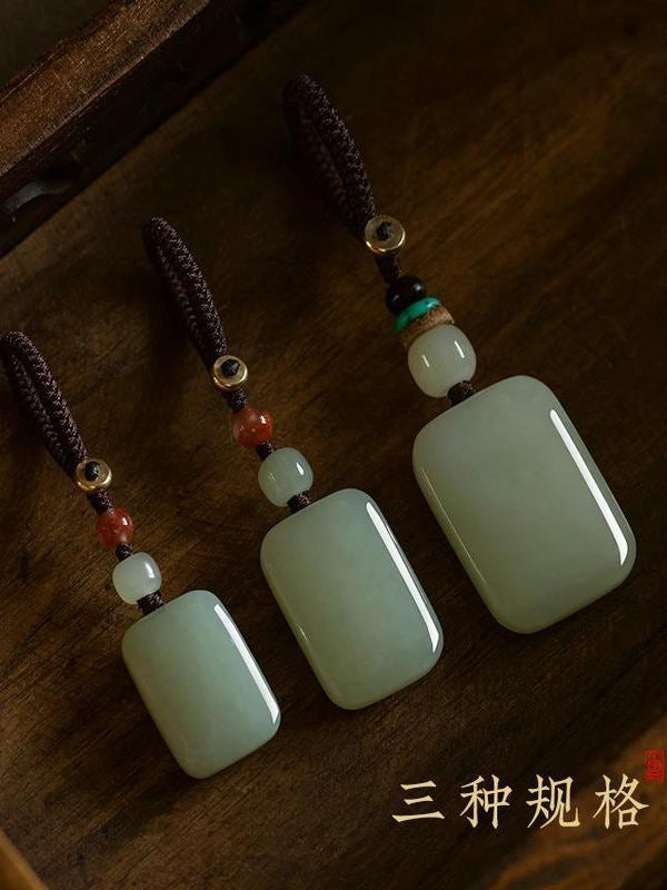 Genuine natural Hetian jade stone, genuine product, peace and security pendant, high quality jade pendant for car keys, key charm for men and women.