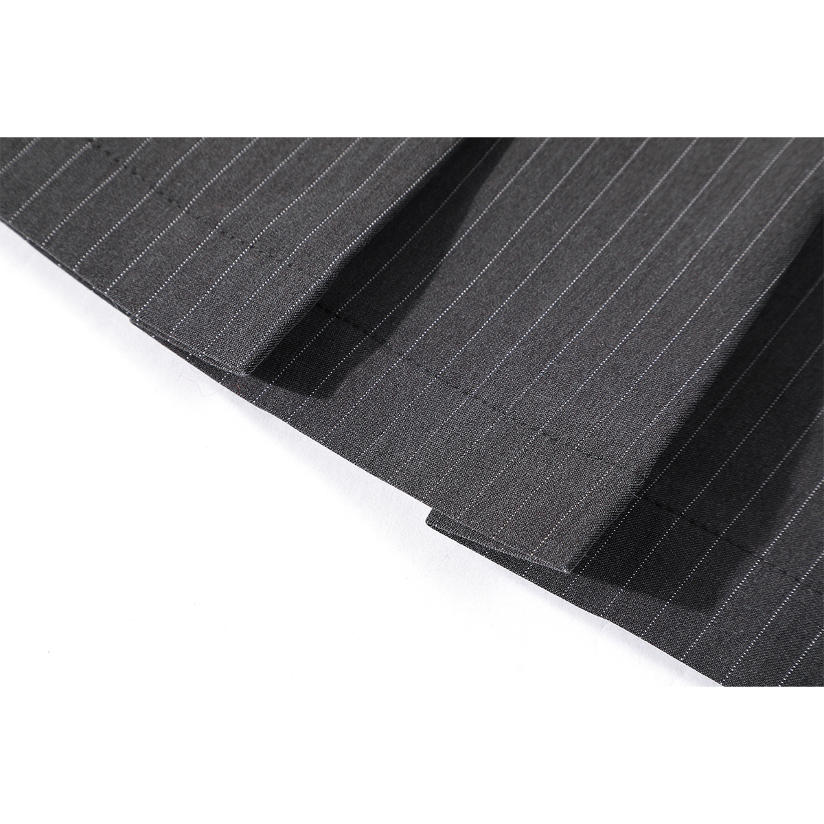 Cholisa-nın qadınlar üçün unikal və gözəl boz zolaqlı gündəlik midi ətəyi, yüksək belli, arıqladıcı A-xəttli qatlı mini ətək, yaz üçün mükəmməldir.