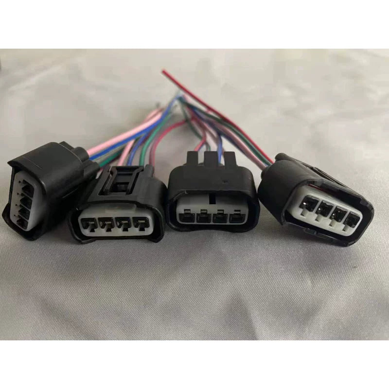 Applicable to the plug and socket of the Toyota Highlander, Camry, Corolla, Reiz and RAV4 high-voltage coil ignition coil