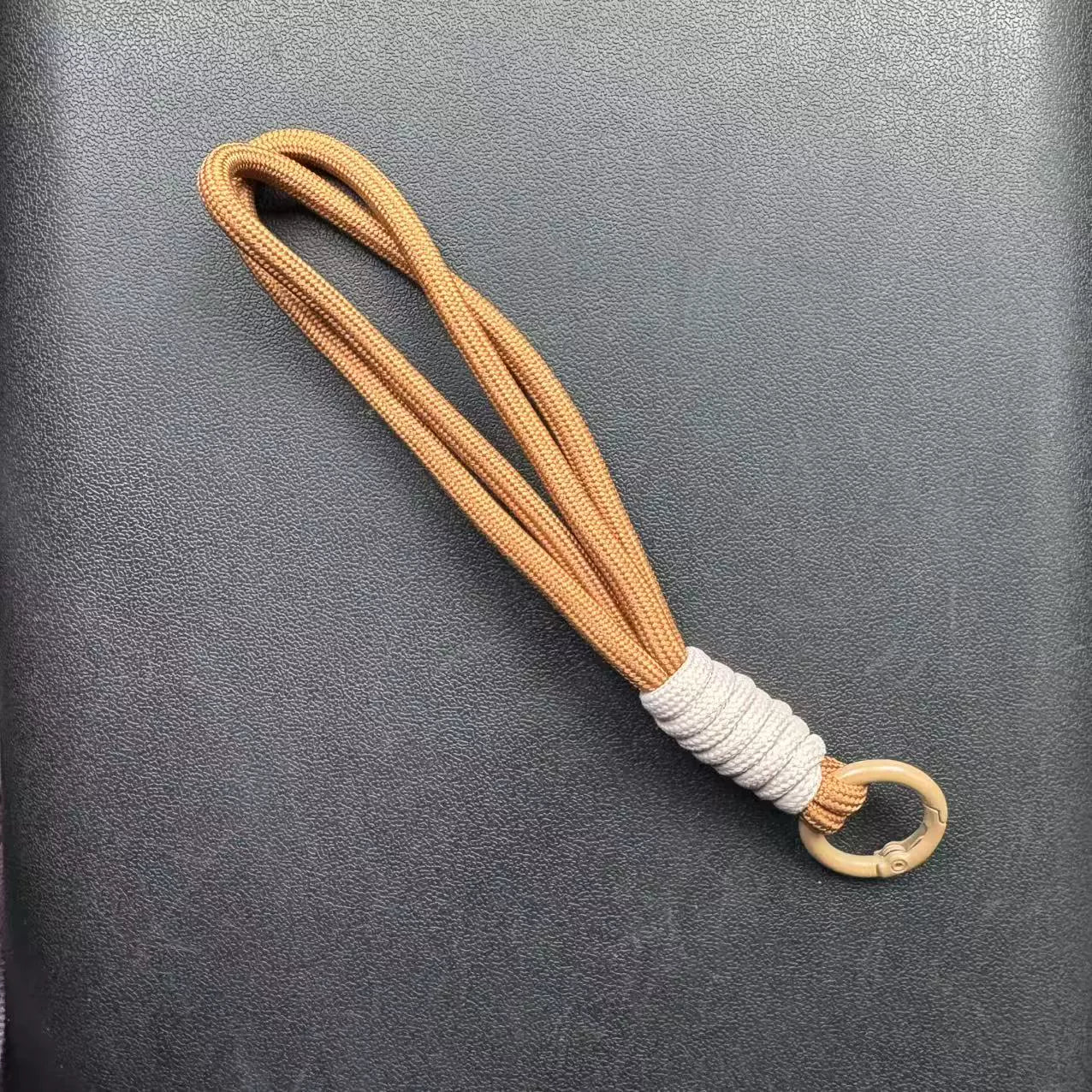 Avtomobil Asma Aksesuarları Pop Mart Arxa Görünüş Güzgüsü Peluş Kukla Düyünlü Toxunma Lanyard Telefon Anahtarlığı Lanyard