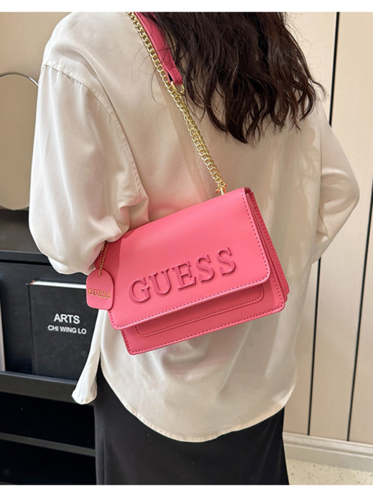 This year's trending bags: new high-end, light-colored luxury letter print shoulder bag for 2025, small square bag with black chain crossbody.