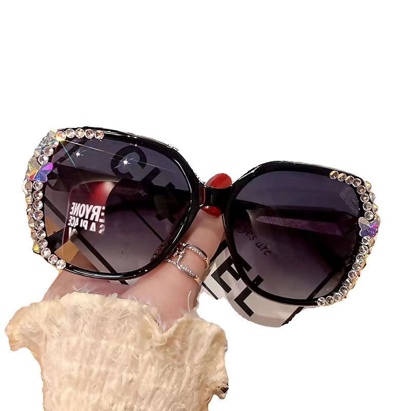 Qadınlar üçün yeni üslublu rhinestone qütblü günəş eynəkləri, ins günəşdən qoruyan və anti-UV gün eynəkləri, fərdiləşdirilmiş qadınların böyük üzü, brilyantlarla arıqlayan