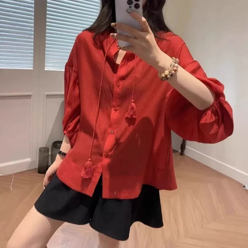 Qadın üçün yüksək keyfiyyətli qırmızı günəşdən qoruyucu köynək, nazik və böyük ölçülü, geniş, dörddə üç hissəli qol, retro Çin üslublu top.