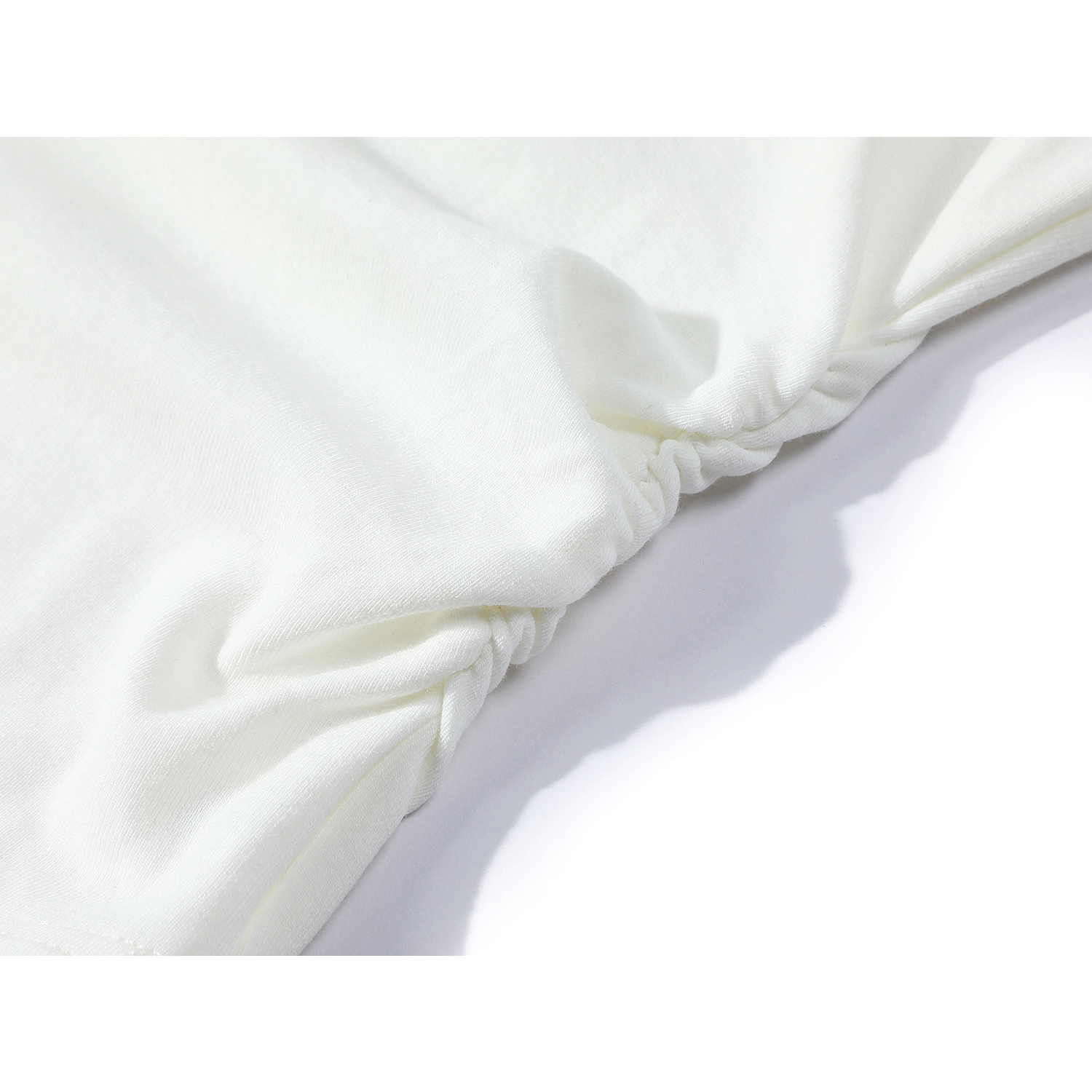 Cholisa-dan qadınlar üçün şık, uzunqol alt qatlı, payız və qış aylarında qat-qat geyinmək üçün mükəmməl olan köynək. Möhtəşəm və gözəl kiçik köynək!