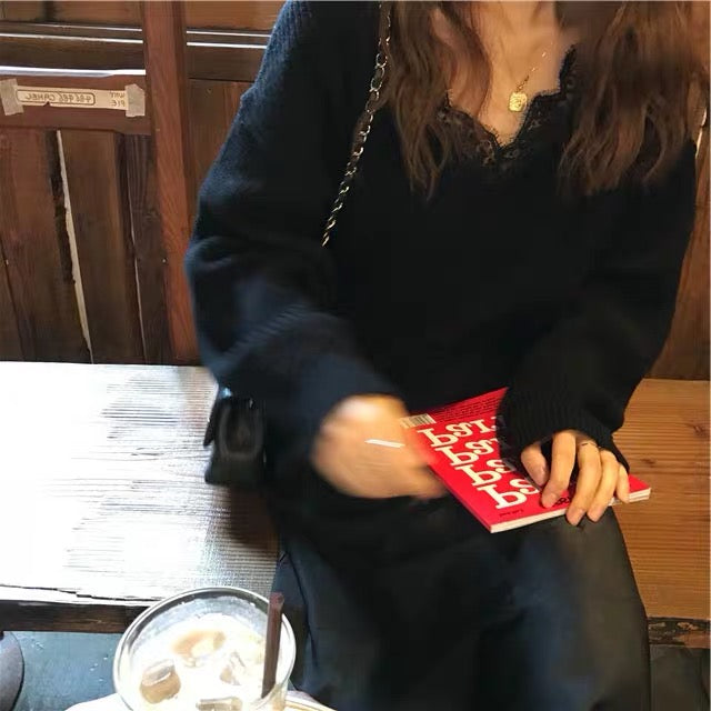 Qara rəngli krujeva ilə bəzədilmiş V-yaxalı toxunma sviter, qadın sviteri, payız və qış üçün geniş üst geyimi, iç geyimi.