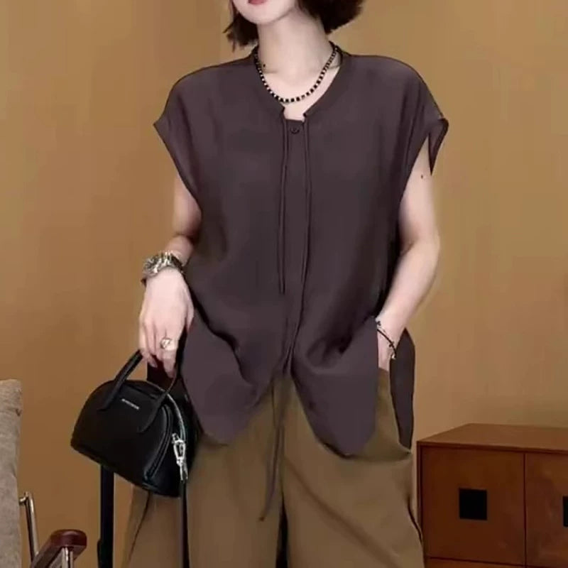 Qadınlar üçün böyük ölçülü, şık və zərif qalstuklu bluzka, yeni yay stili, geniş formalı, arıqladıcı, çoxfunksiyalı qısaqol köynək.