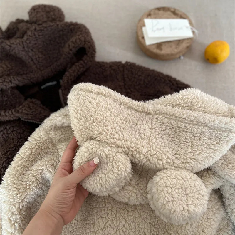 Uşaq 2025 Payız/Qış Yun astarlı top, oğlan və qızlar üçün ayaq üstə açılan qulaqlı xəz sviter gödəkçə, körpə üçün bütöv rəngli fermuarlı sviter