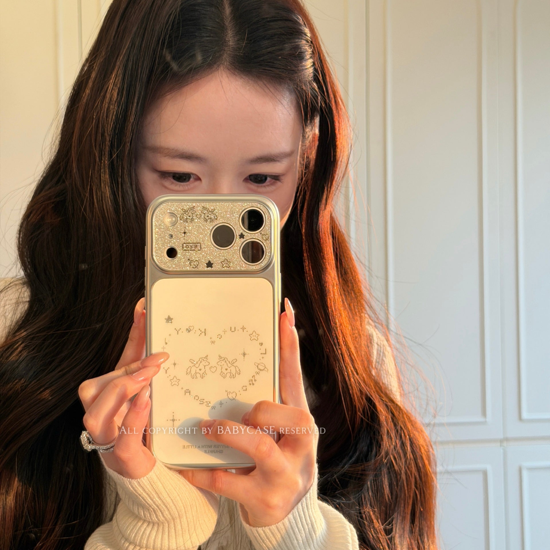 BABYCASE Yapon və Koreya INS üslubunda niş şirin və sevimli ağ xətlər at sevgi məktubları iPhone17promax/16/15pro/14pm üçün uyğun Yeni il mobil telefon qutusu