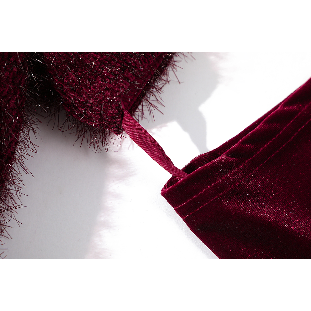 Qiao Lisanın Yeni İl Geyimi: Qadınlar üçün Gözəl və Unikal Qırmızı Don, Yeni Payız və Qış Stilində, Çin Yeni İl Geyimləri üçün Mükəmməldir