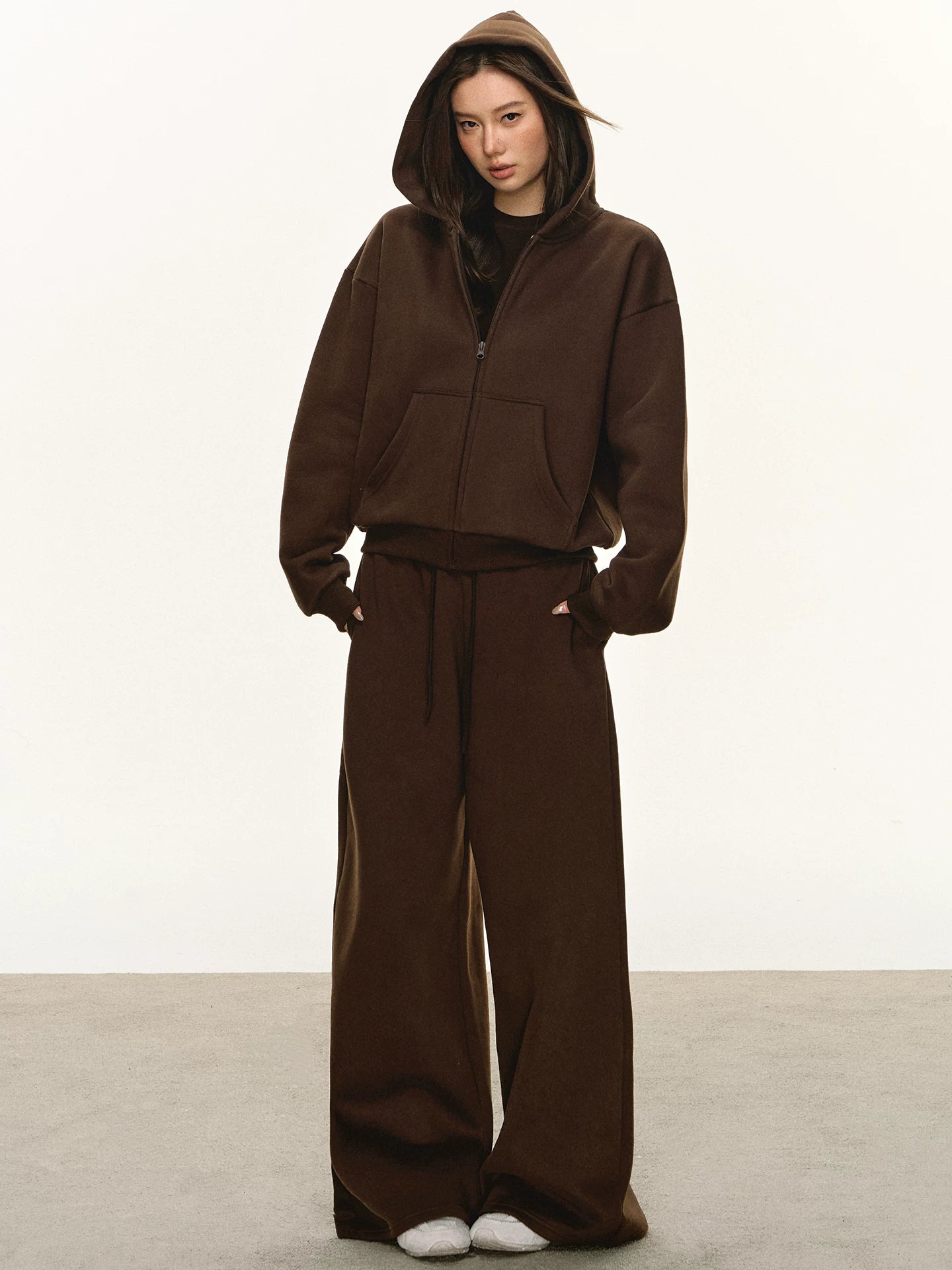 Anna Anae Merlad Qadınlar üçün Sweatshirt Dəsti, Yaz/Payız, Üç Hissəli Dəst (Qəhvəyi Daxili Təbəqə, Xarici Təbəqə, Sweatpants)