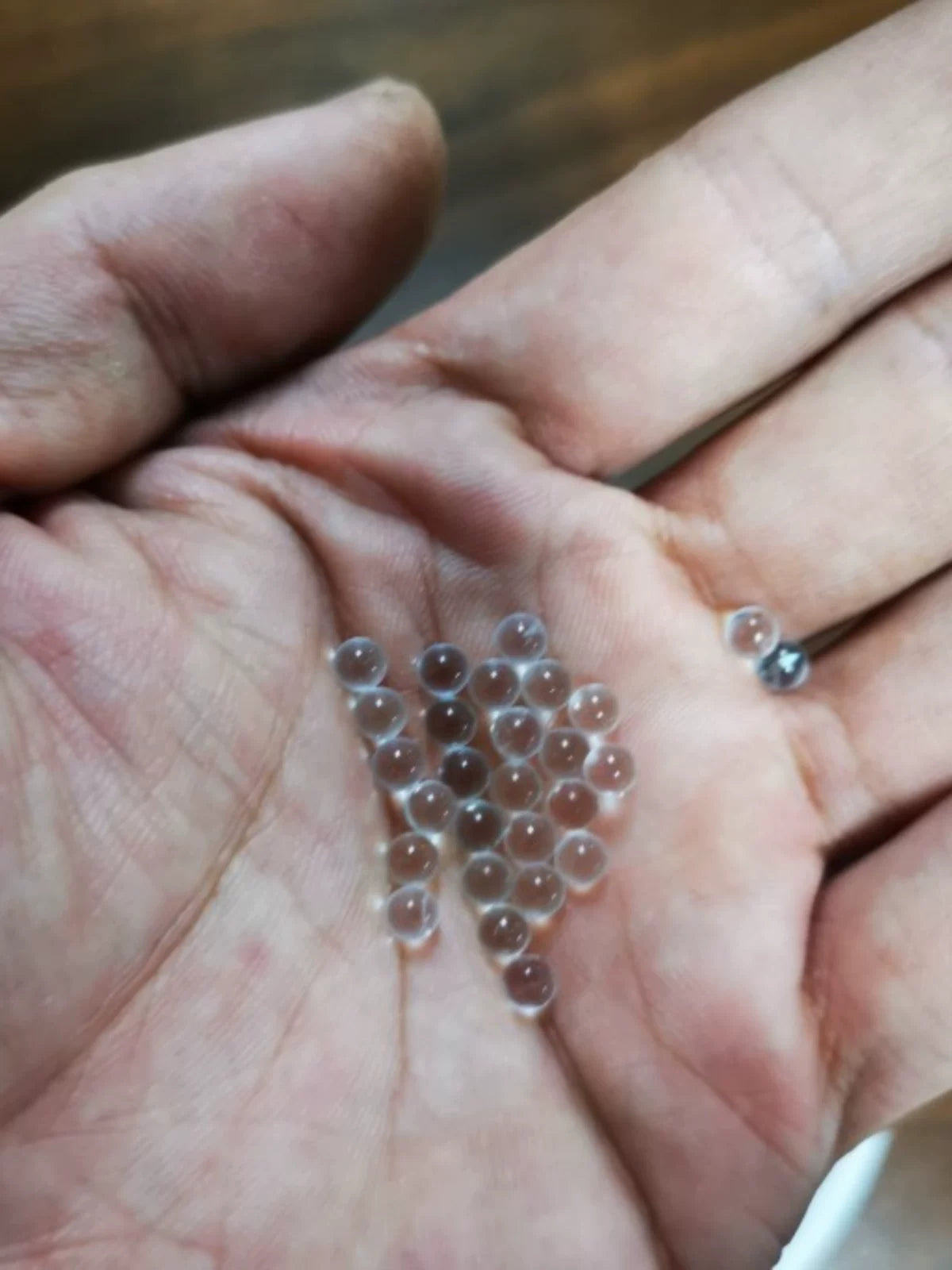 Standart şəffaf şüşə muncuq xətası ±0.05mm Müxtəlif spesifikasiyalar eksperimental örtülmüş muncuq daşıyıcı nasos başlığı doldurulması Pulsuz çatdırılma