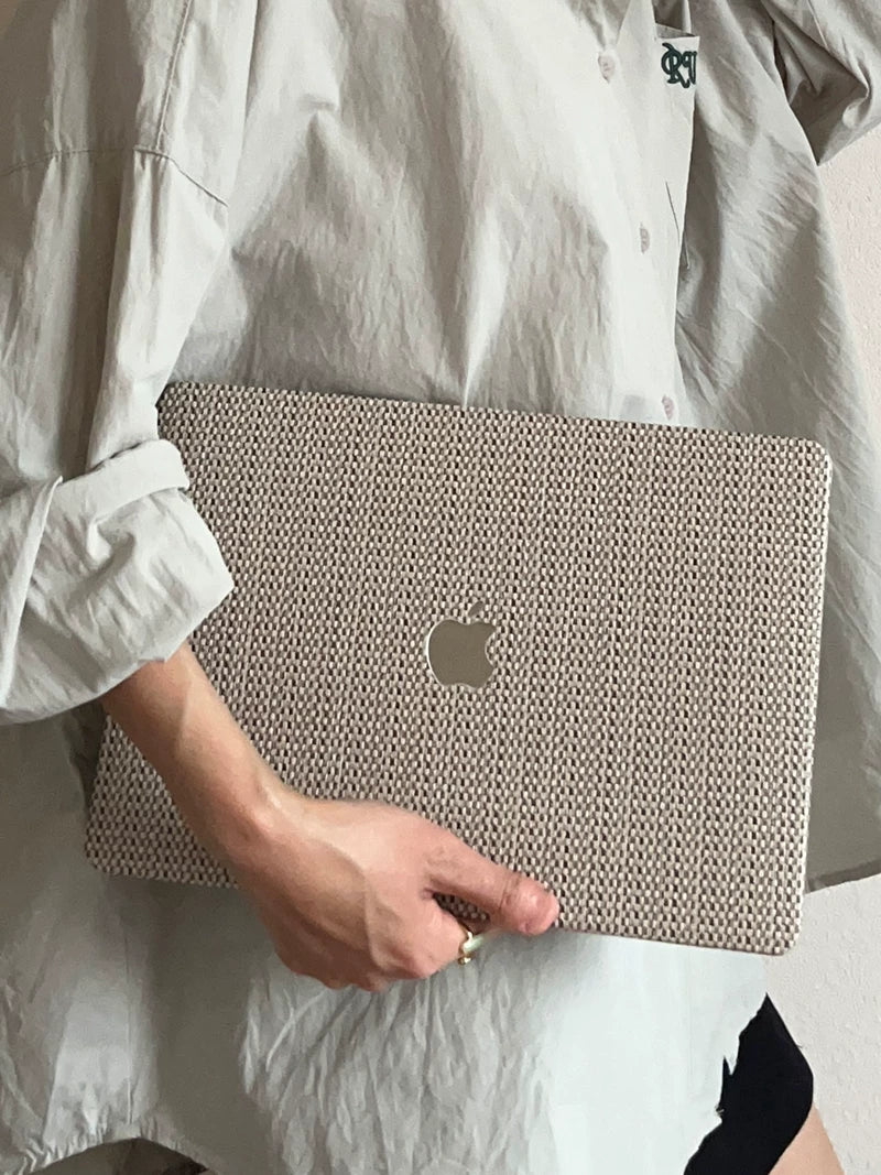 Macbookpro qoruyucu qutu 2026 soft m5Air 13 düymlük Apple notebook 14/16 düymlük kompüter korpusu üçün uyğundur