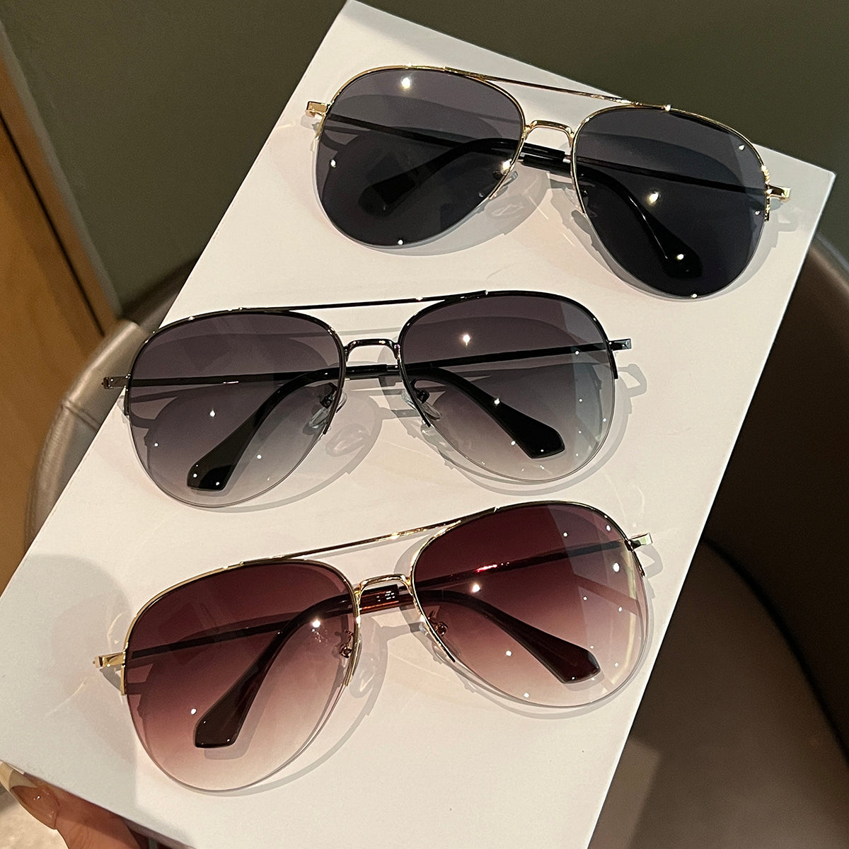 Kişilər və qadınlar üçün Aviator günəş eynəkləri, böyük üzlər üçün çox yönlü, sürücülük üçün arıqlama, anti-UV qurbağası eynəkləri, fərdiləşdirilmiş yarım çərçivəli gün eynəkləri