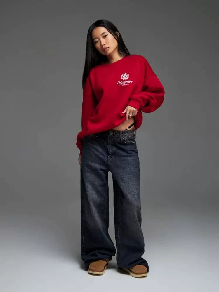 Avropa və Amerika üslubunda çaplı hərfli dairəvi yaxalı sviter