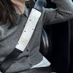 2025 Dizayner Orijinal Saf Pambıq Niş Stil Əl istehsalı Avtomobil Daxili Təhlükəsizlik Kəməri Çiyin Yastığı Koreya Kişi və Qadın Dekorları