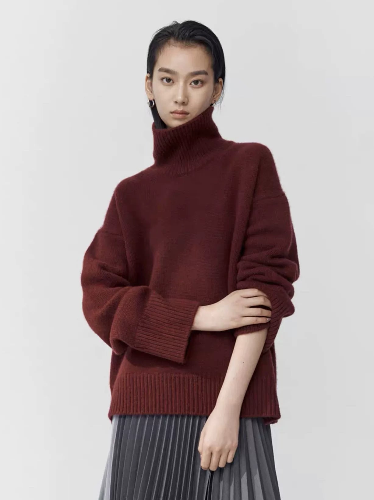 Qadınlar üçün fransız üslubunda boğazlı sviter, payız və qış, yeni model, geniş və rahat trikotaj sviter, qat-qat geyinmək üçün idealdır.