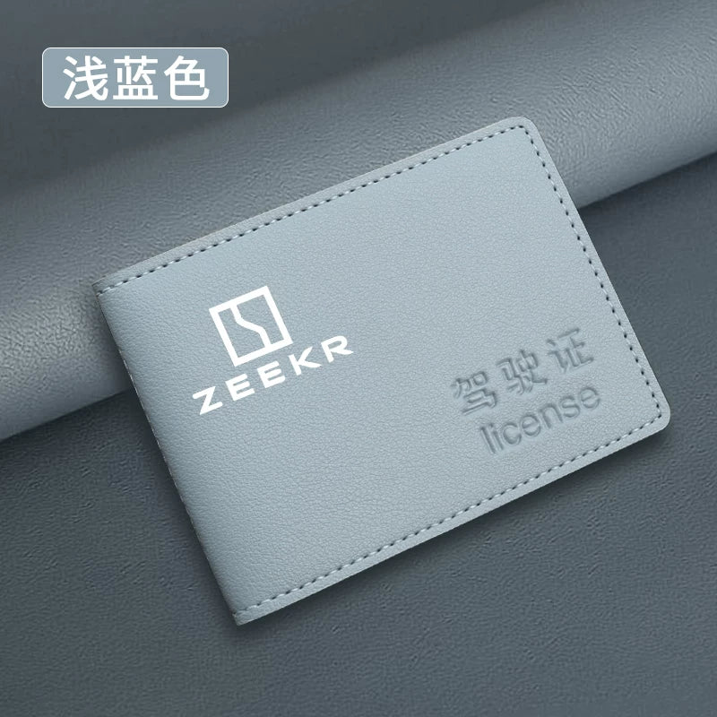 ZEEKR 001/009/007 nəqliyyat vasitələri, sürücülük vəsiqəsi qoruyucu örtüyü, nəqliyyat vasitəsinin qeydiyyat şəhadətnaməsi və digər sənəd örtüyü üçün uyğundur.