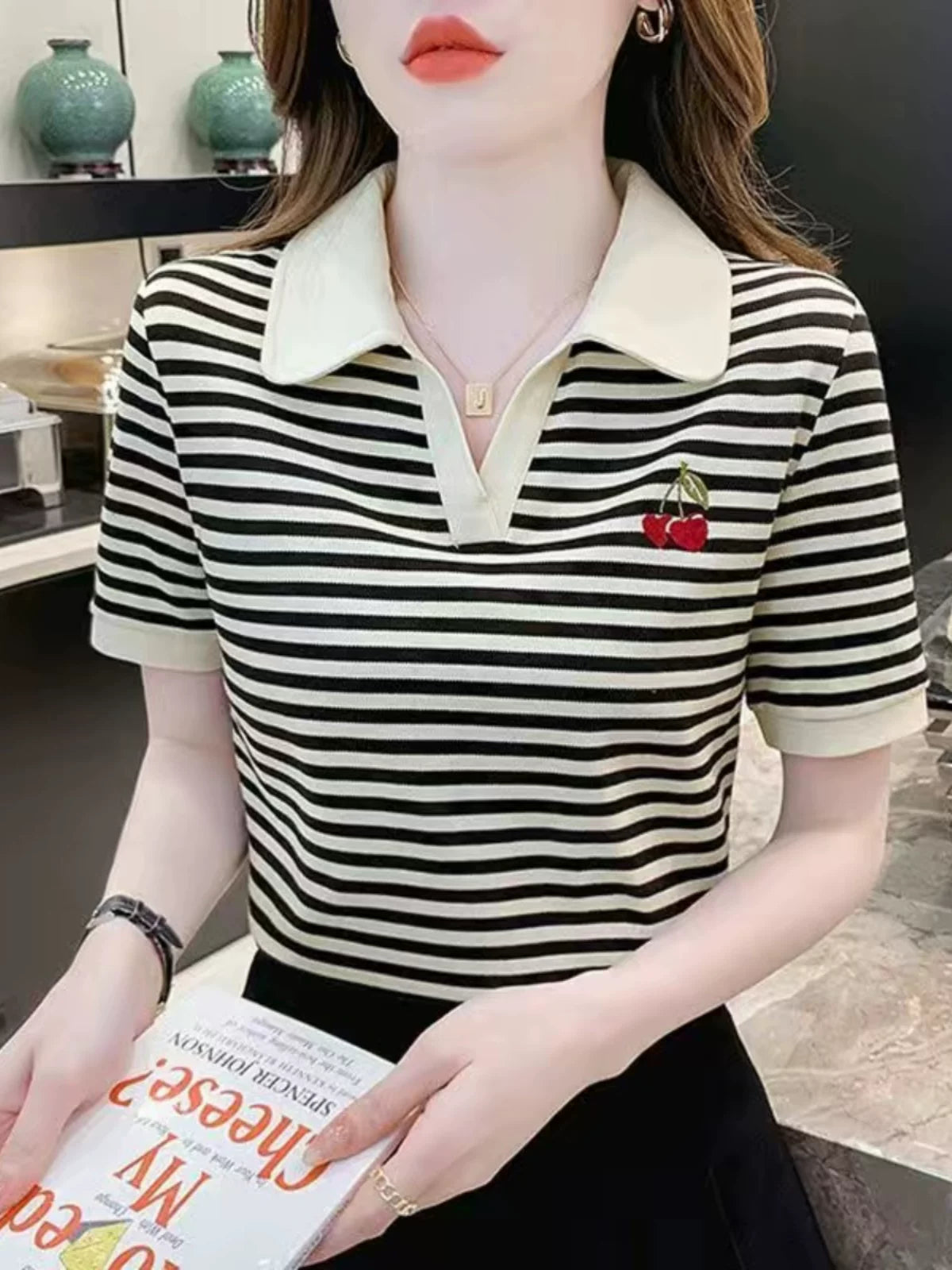 Yay yeni böyük ölçülü ana geyimi zolaqlı polo yaxalıq qısaqol arıqlayan yaş azaldan qadın kiçik köynək üst köynək