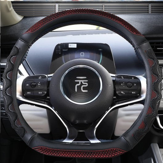 BYD Yuan PLUS/Pro Custom Full Stitching Hand-stitched Car Steering Wheel Cover - Carbon Fiber Genuine Leather Anti-Slip