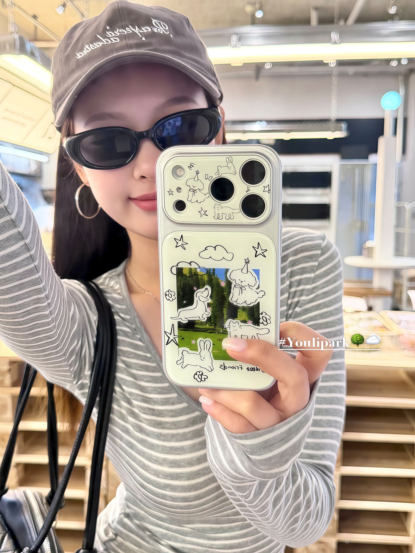 Yuri Park ins yaz şirin şəfalı ot qraffiti puppy 17 17pro Apple 17ProMax mobil telefon qutusu iPhone16 hər şey daxil 14 yeni 16Promax qadınlar üçün qoruyucu örtük