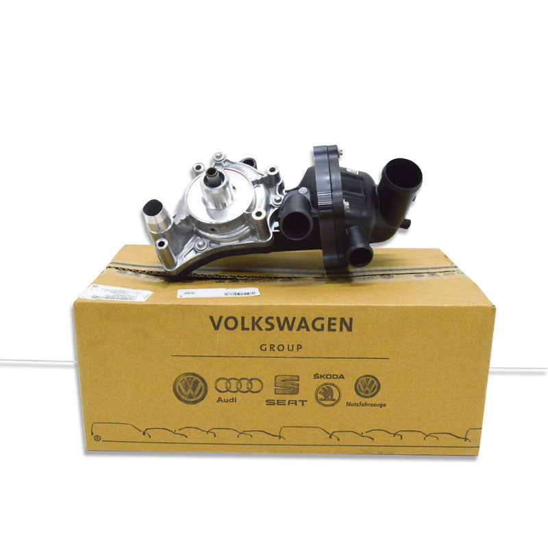 Water pump + thermostat kit for Audi A4L and A6L, 079121012B/079121010D (complete car parts)