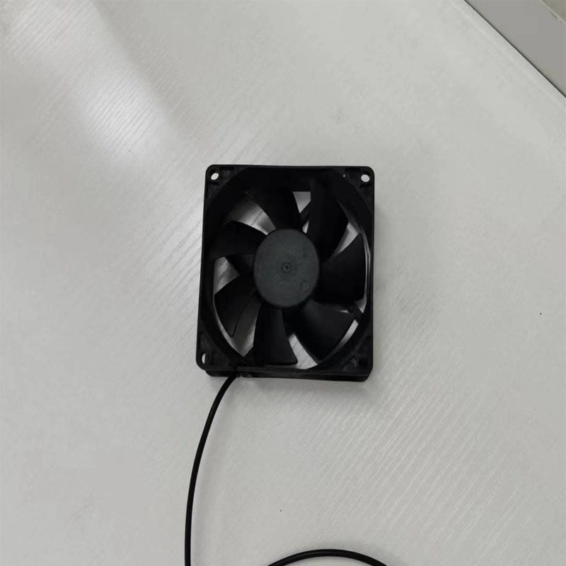 Bir 8025 ventilyator, USB interfeys fanatı, seriyalı əlaqəni dəstəkləyir, 10 aralığında bir interfeysi seriyaya qoşmaq tövsiyə olunur.