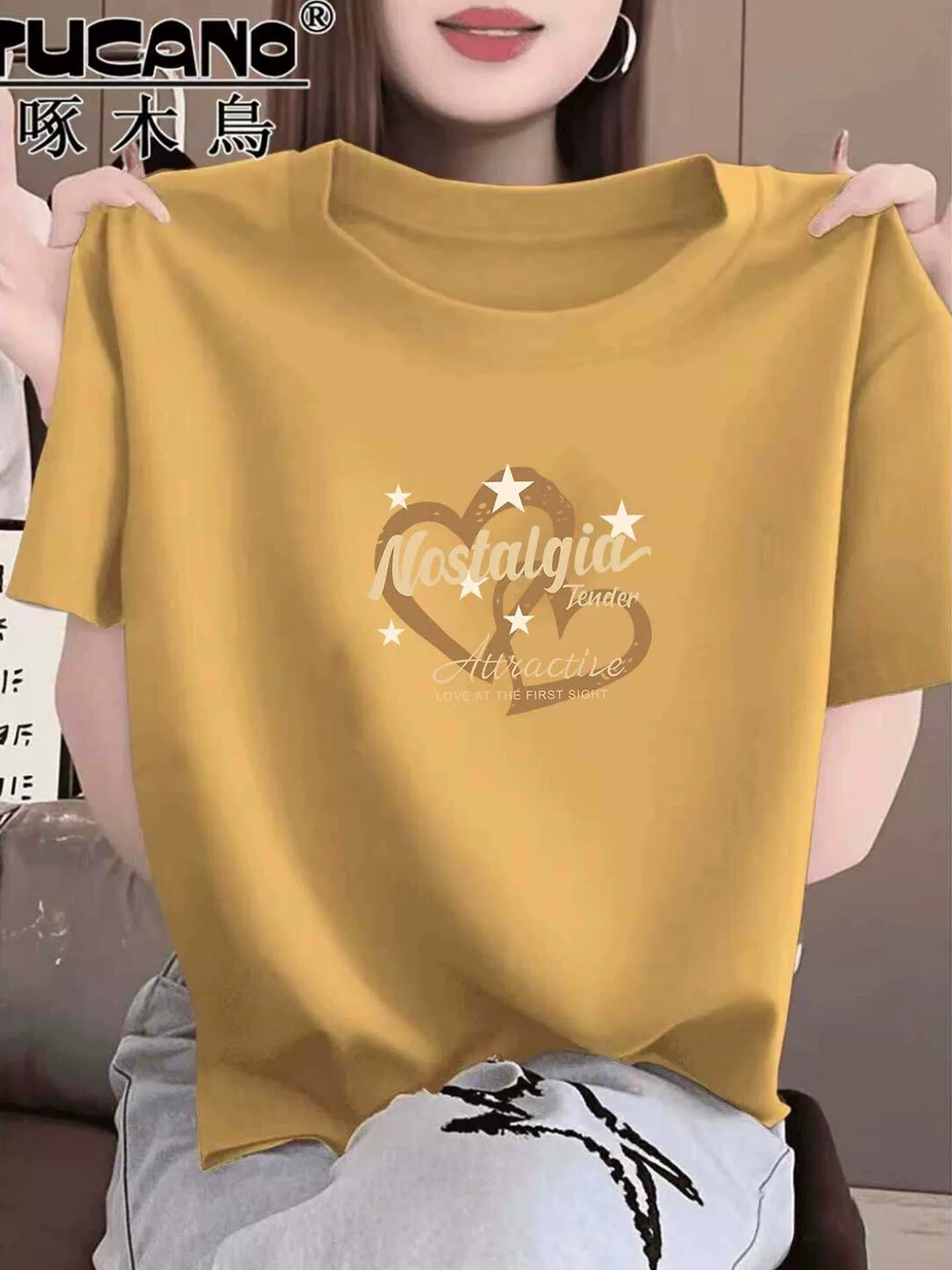 Ağacdələn yay sağ çiyinli təmiz pambıq qısaqol qadın köynəyi 2026 məşhur sarı əsas moda çox yönlü top