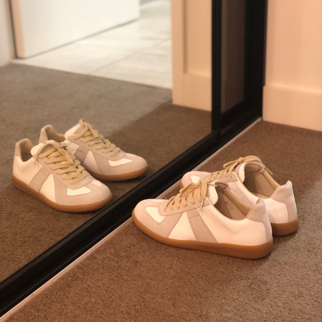 Laoqi Family Soul Edition German Training Shoes, 2025 New Style, White Flat Genuine Leather Fashion Sports Couple Shoes